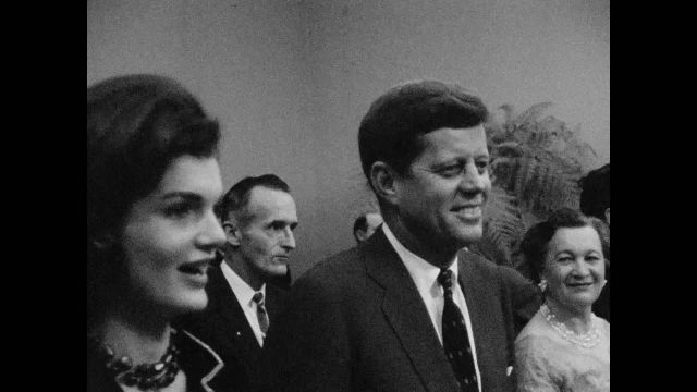 John F_ Kennedy rallies the crowd in PRIMARY