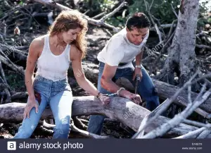 Warner Brothers_ Fair Game (1995) Starring Cindy Crawford &amp; William Baldwin _ The Daily Press